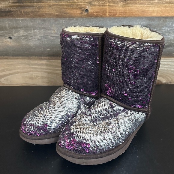 Ugg Australia Autumn Purple Silver Sequin Low Winter Fur Lined Boots Woman’s 7 - Picture 1 of 12